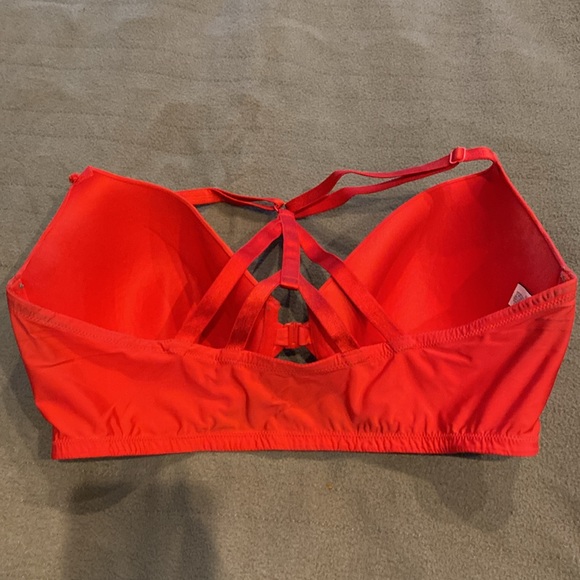 Victoria’s Secret lined perfect coverage bra - Picture 2 of 4